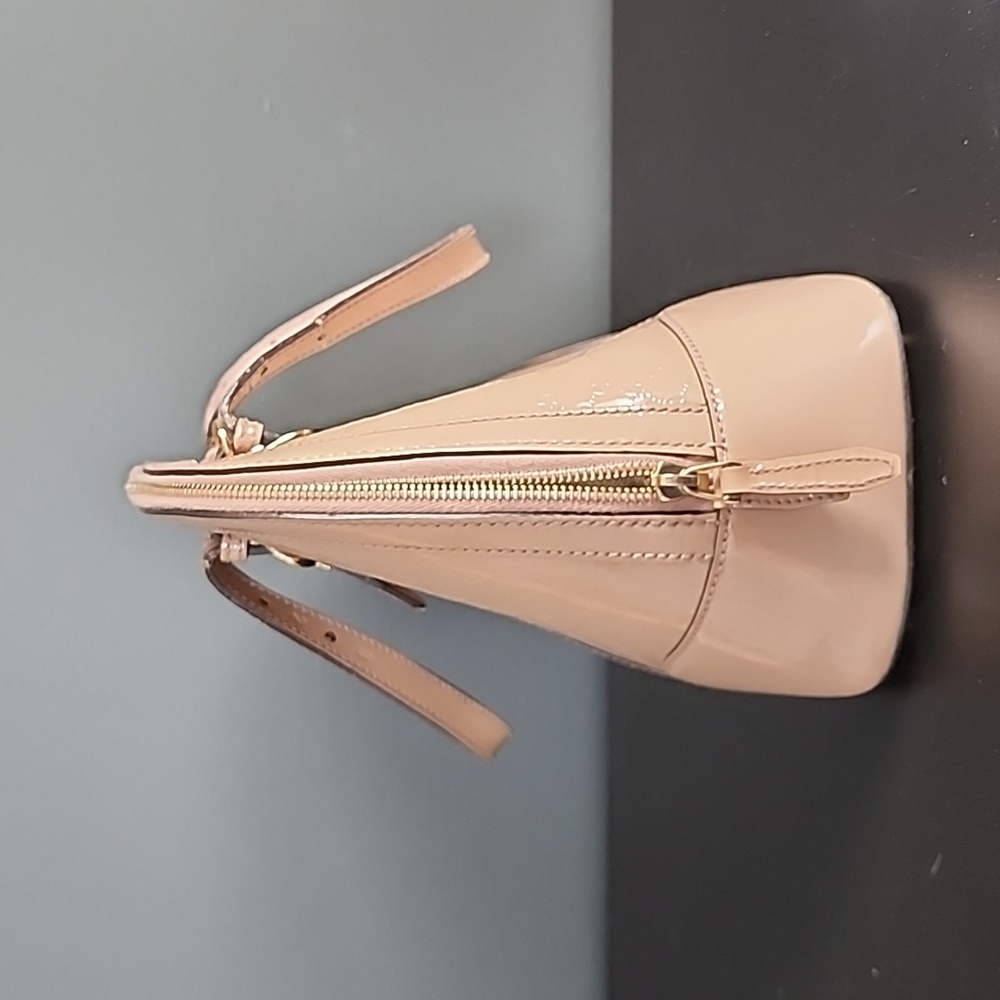 Gucci Pink Microguccissima Patent Leather Dome Satchel Small - Picture 2 of 16